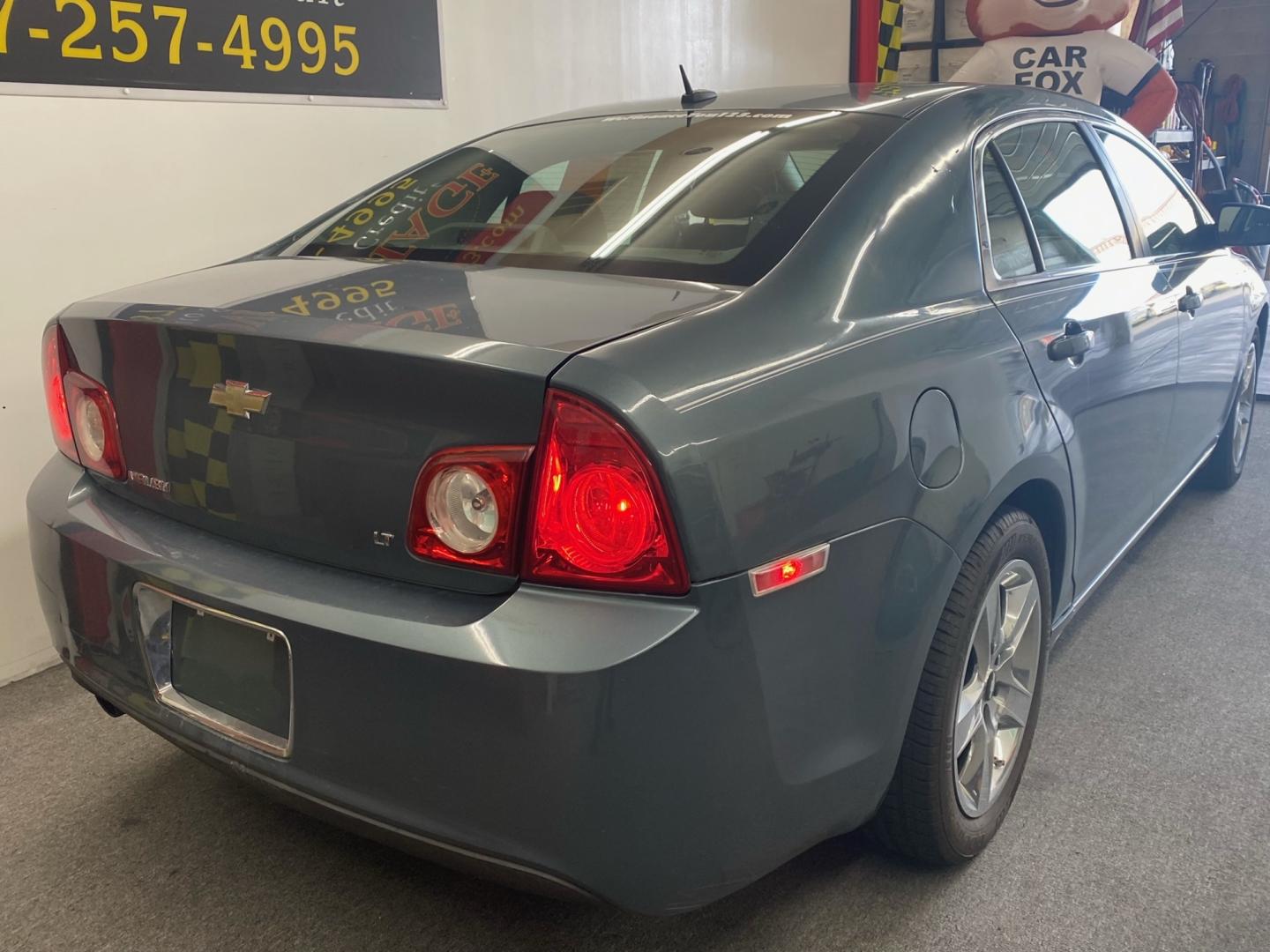 2009 BLUE /Tan Chevrolet Malibu (1G1ZH57B49F) , located at 533 S West End Blvd., Quakertown, PA, 18951, (877) 257-4995, 40.343994, -75.303604 - Photo#3